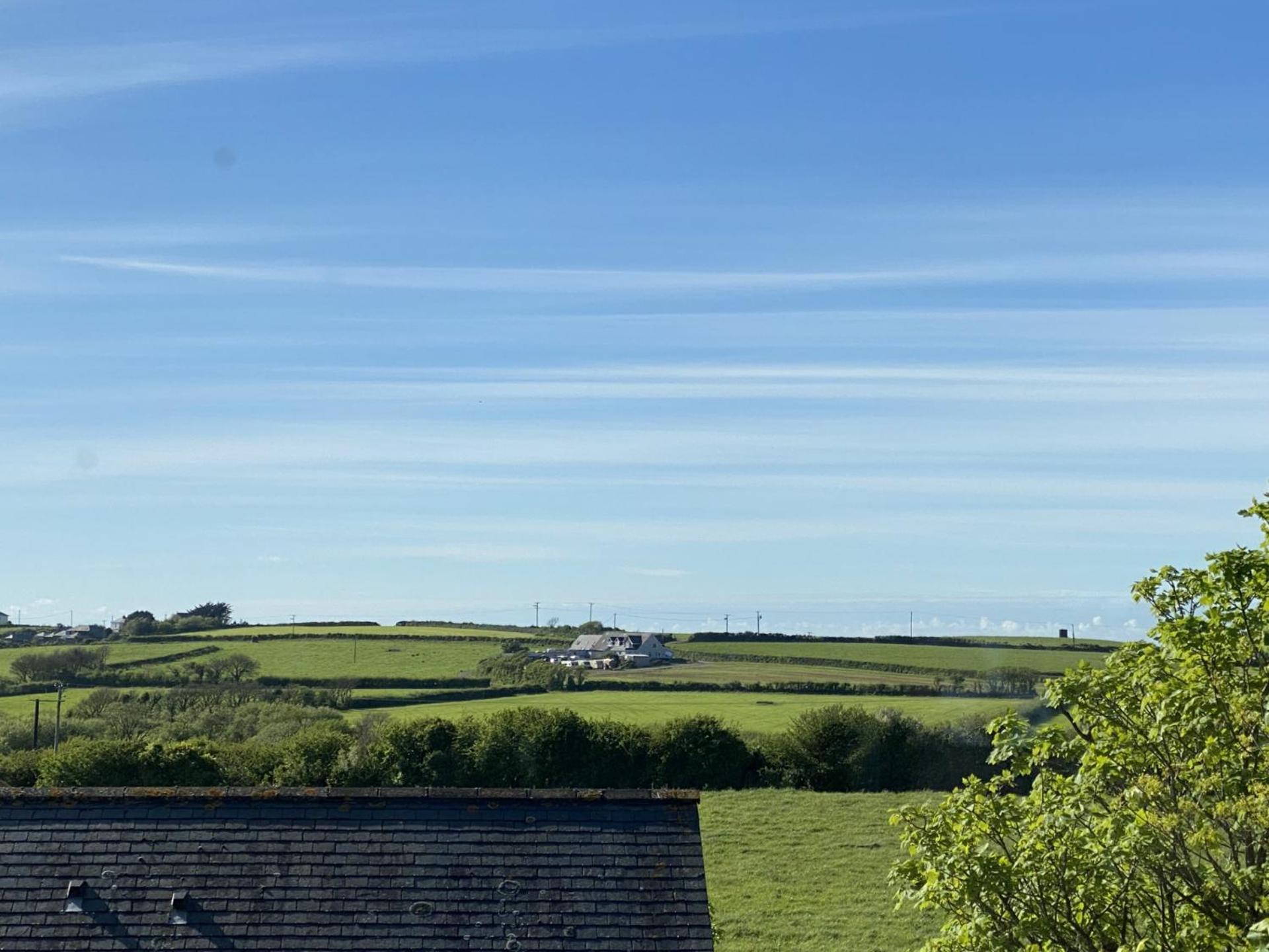 Bryher Уэйдбридж Экстерьер фото